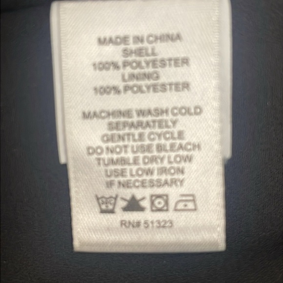 Cece Lava Flower on Black Flutter Sleeve Blouse Chiffon Lined Ruffles Size XS - Picture 12 of 12